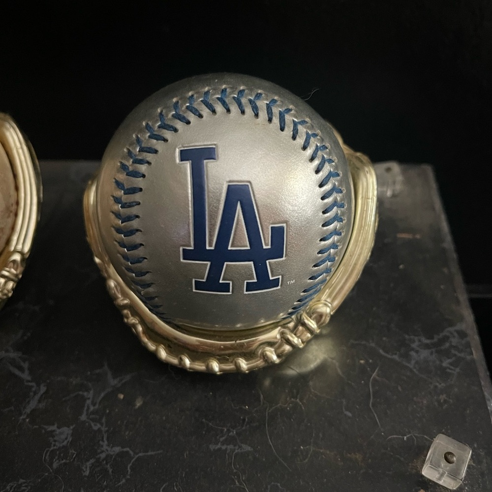 RARE Vintage DODGERS LIMITED EDITION baseball